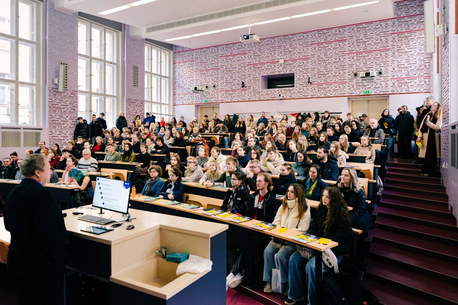 Bakalářské studium