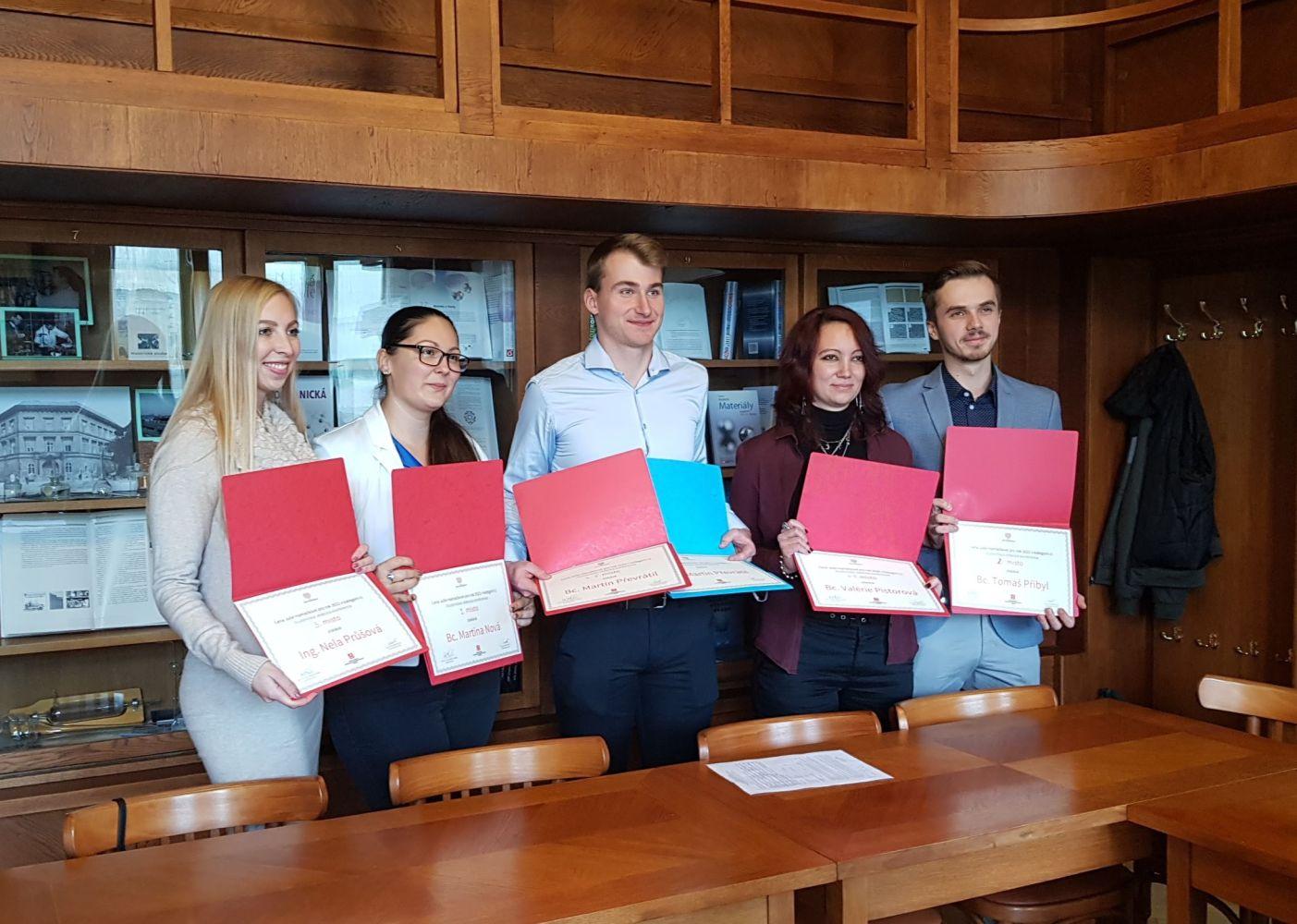 Ceny J. Hamáčkové znají své vítěze