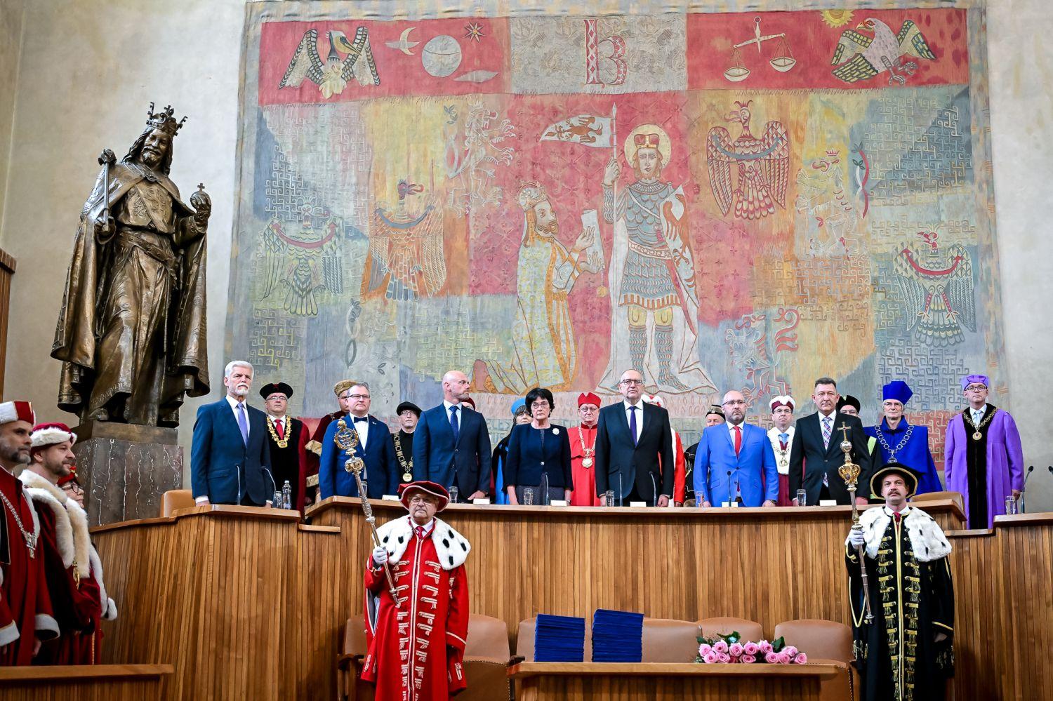 VŠCHT Praha má novou profesorku a dva nové profesory